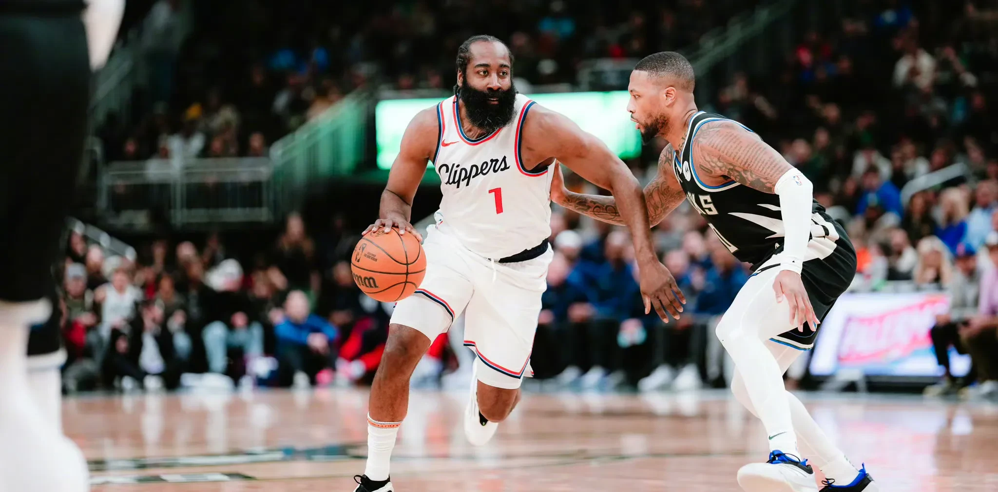  拜仁不断突破！，哈登连续七场比赛得分超过大比分获胜赢得满堂喝彩