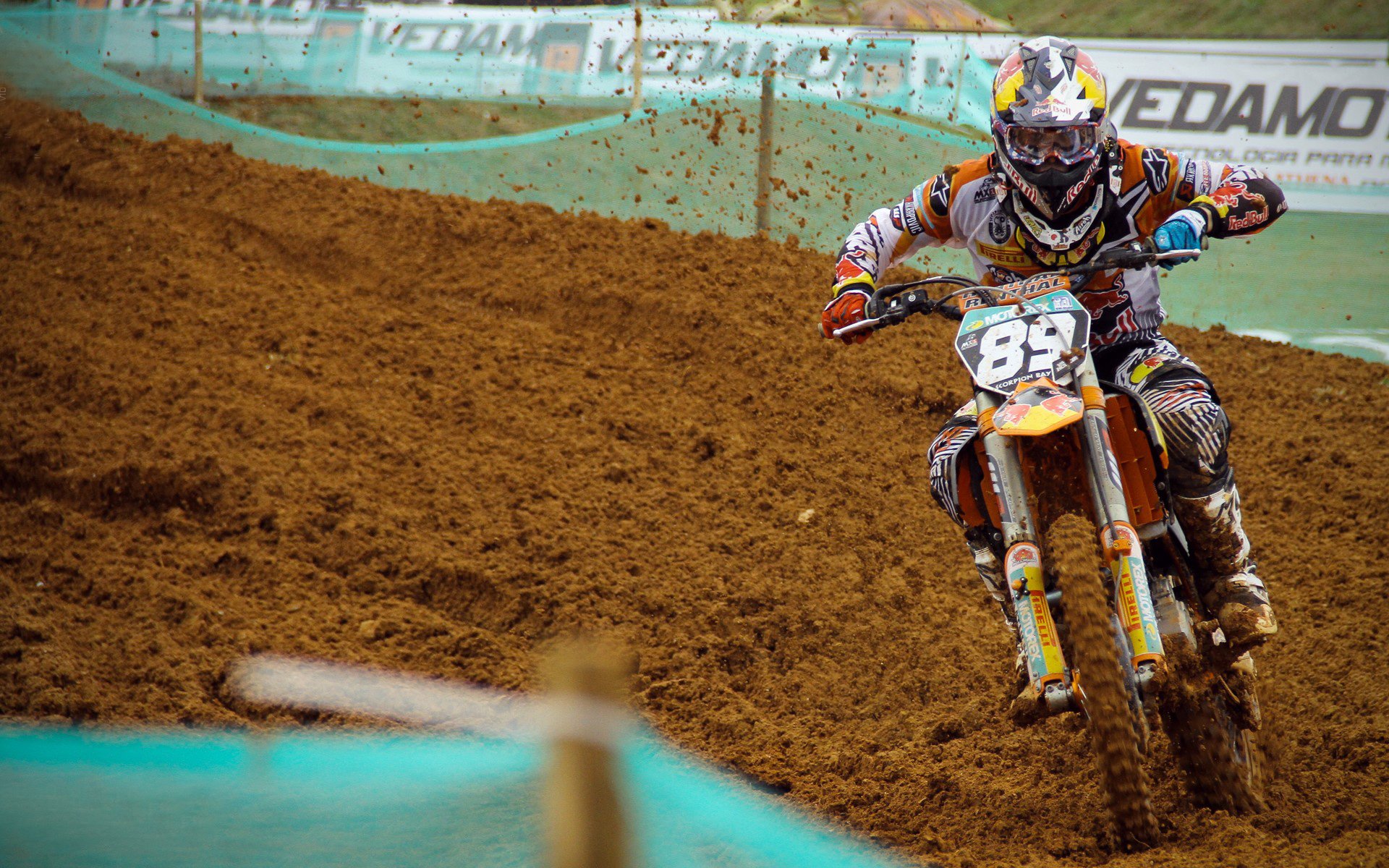 东契奇在公牛比赛中重返赛场,败北引发热议!气势如虹延续